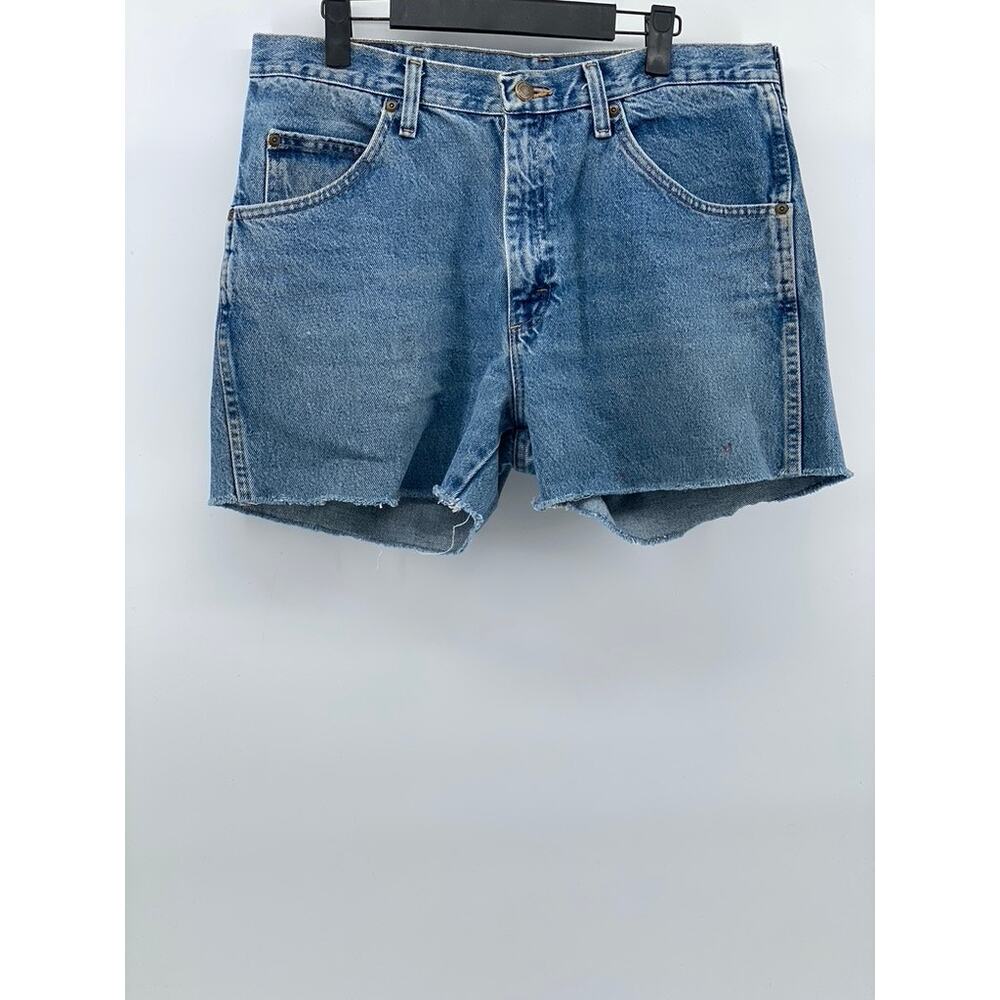 WRANGLER Women's Medium Wash Blue Cutoff Regular-Fit Shorts SZ 34